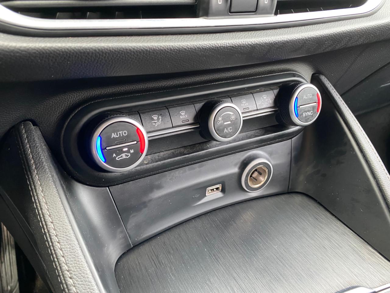 Alfa Romeo Stelvio RWD 2021