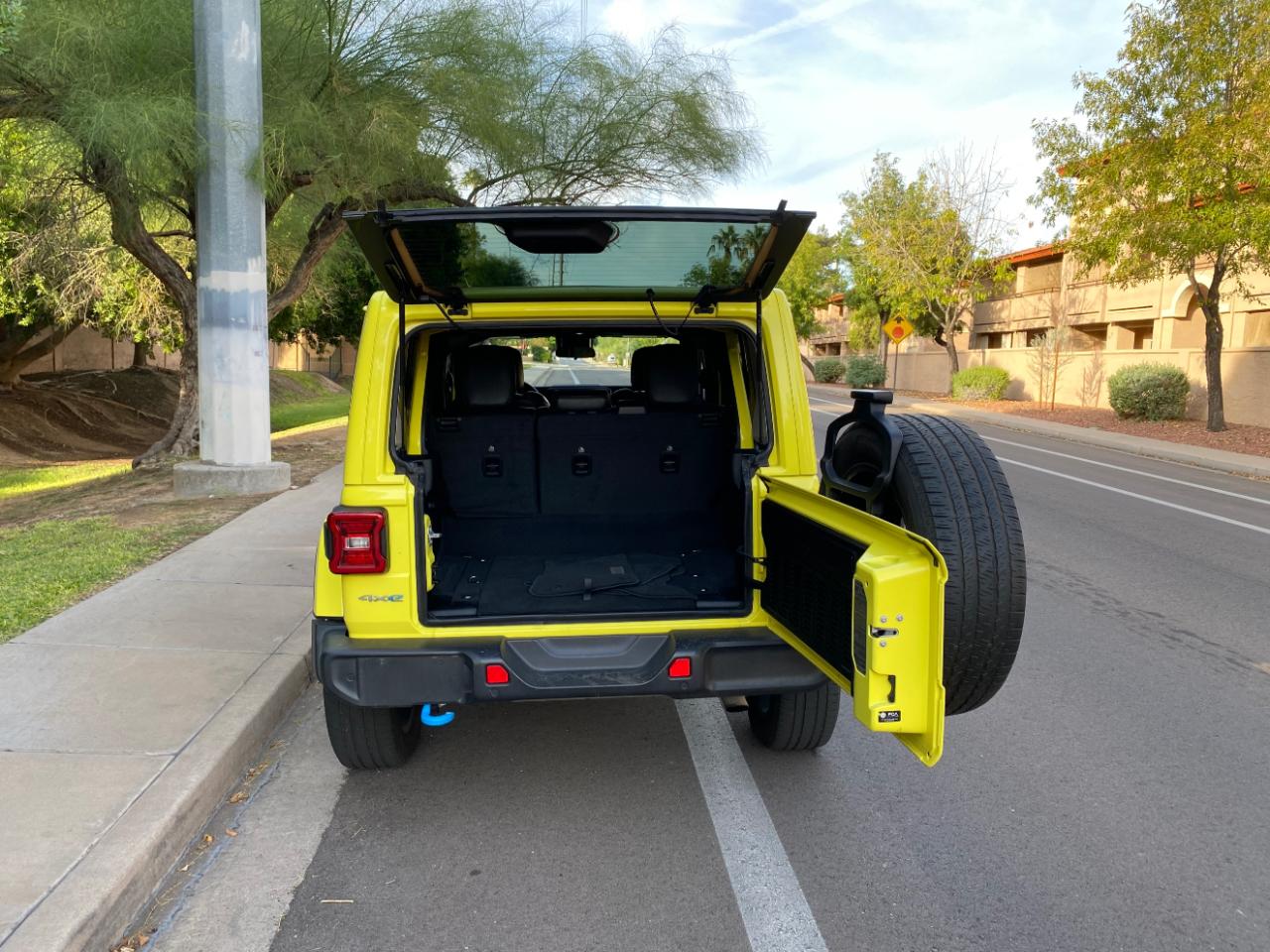 Jeep Wrangler 4xe Sahara 4x4 2024