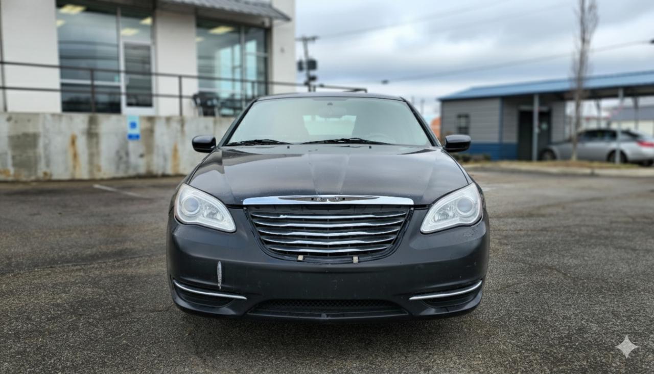 Chrysler 200 Touring 2013