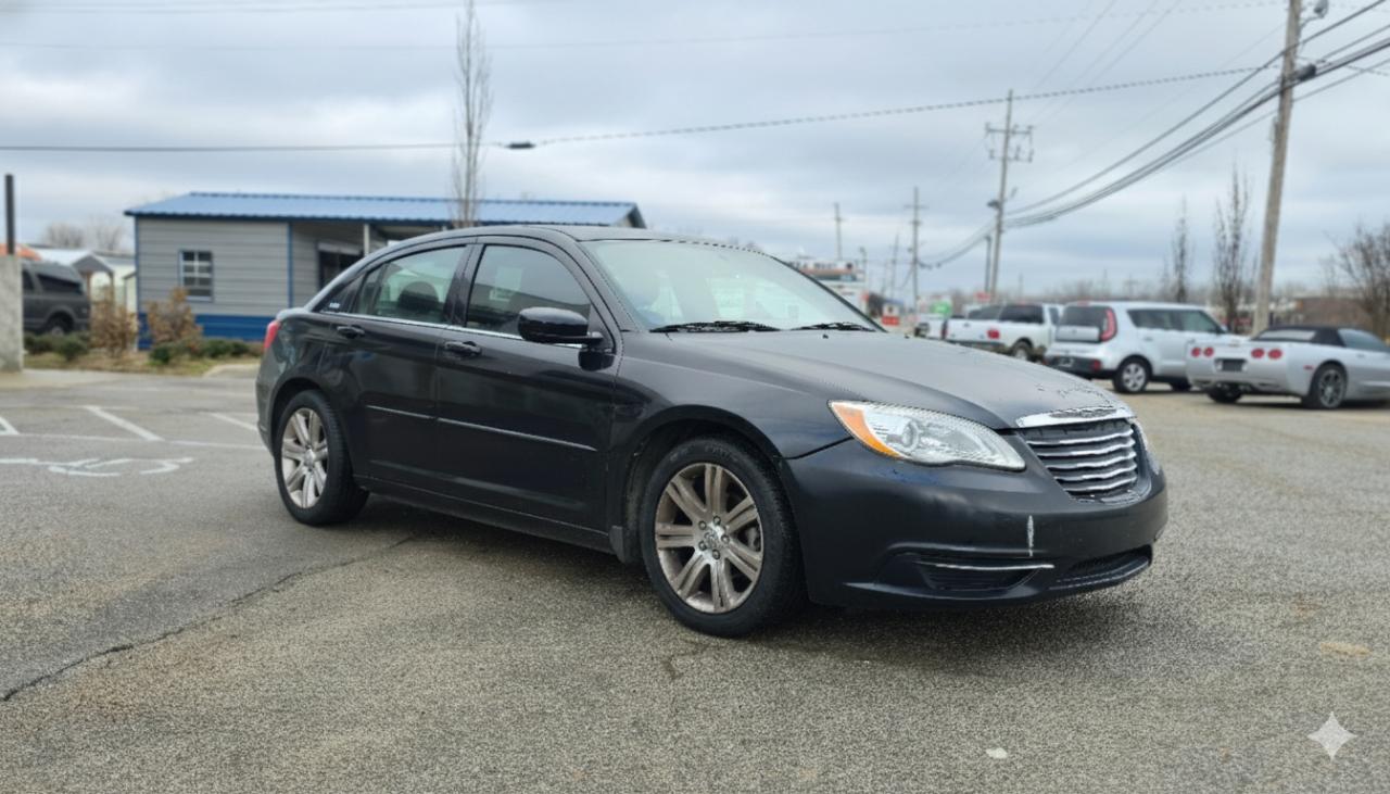 Chrysler 200 Touring 2013