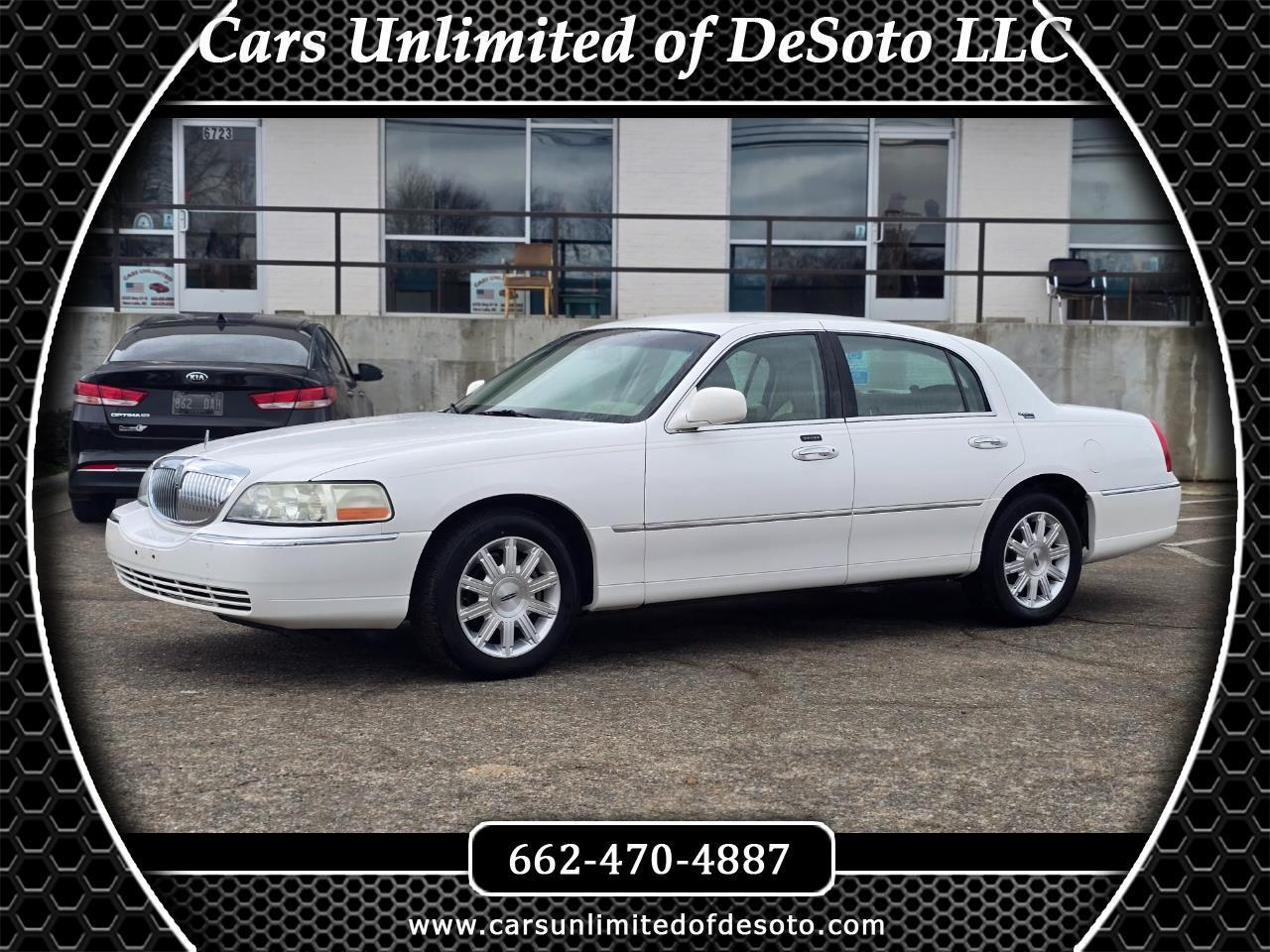2011 Lincoln Town Car Signature Limited