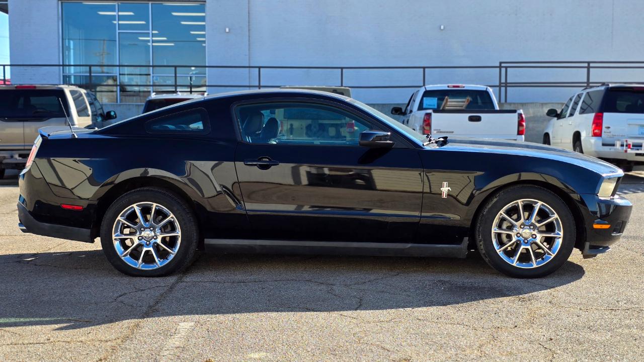 Ford Mustang V6 Coupe 2010
