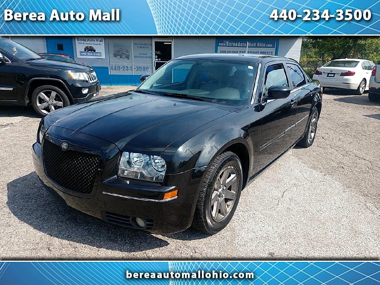 Used 2006 Chrysler 300 4dr Sdn 300 Touring for Sale in Berea OH 44017