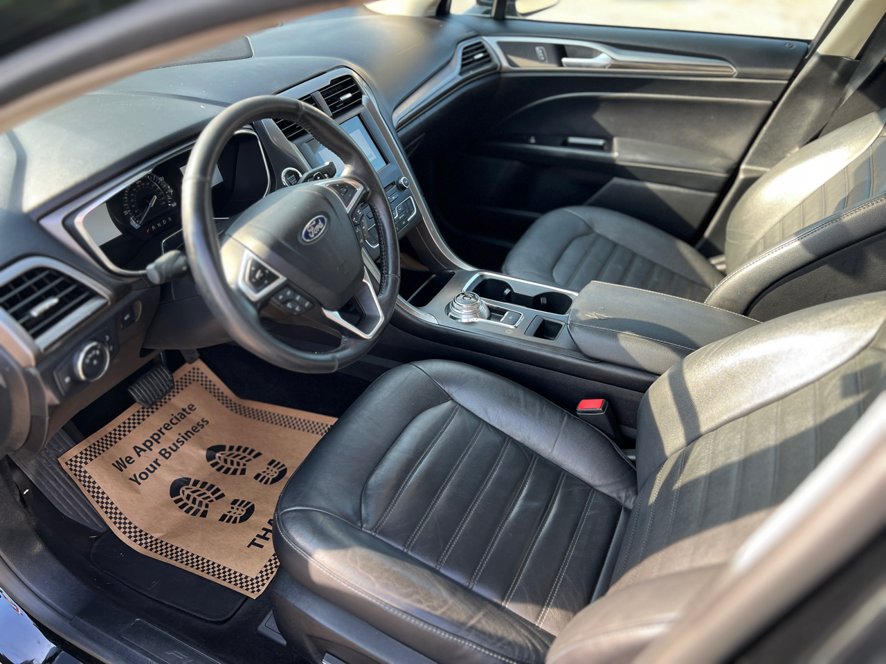 2017 Ford Fusion SE photo 10