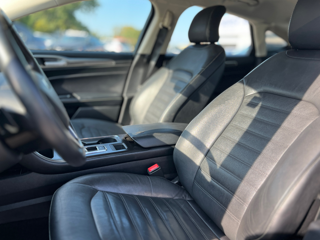 2017 Ford Fusion SE photo 11