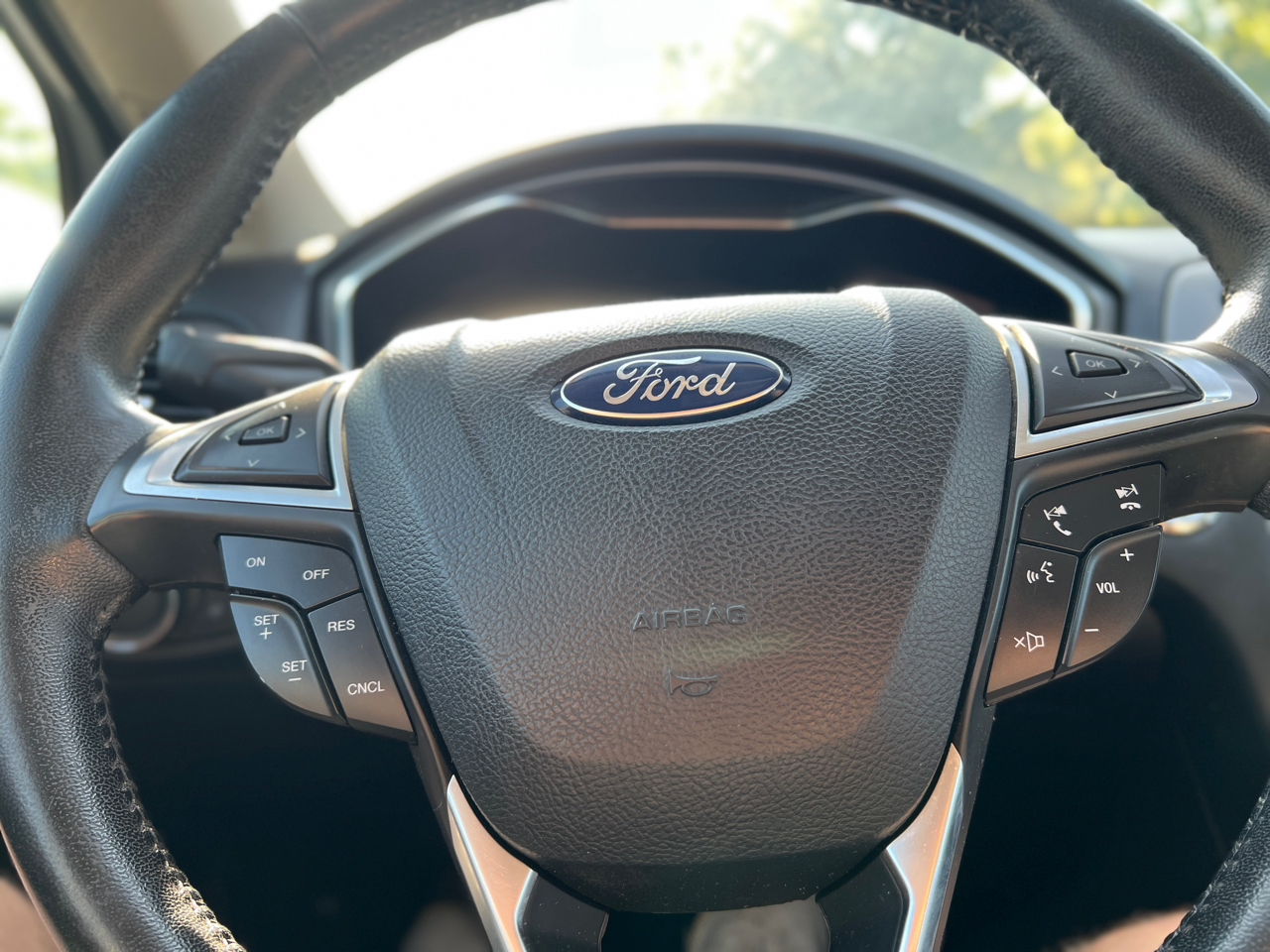 2017 Ford Fusion SE photo 13