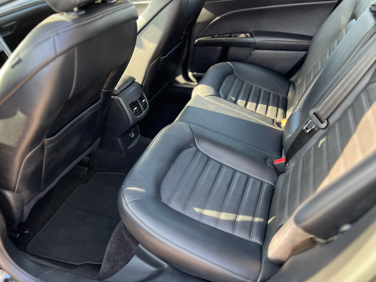 2017 Ford Fusion SE photo 24