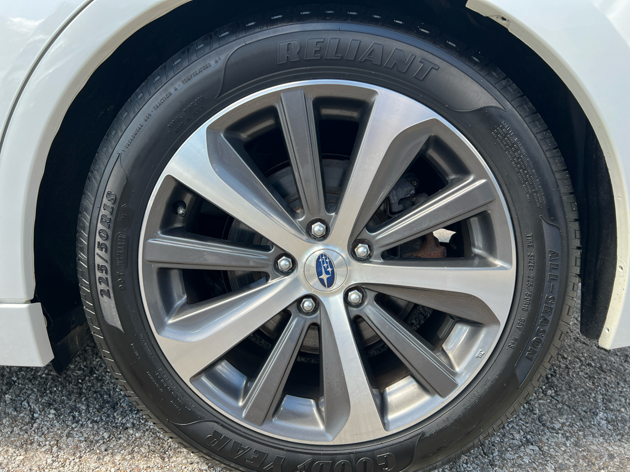 Subaru Legacy 3.6R Limited 2017