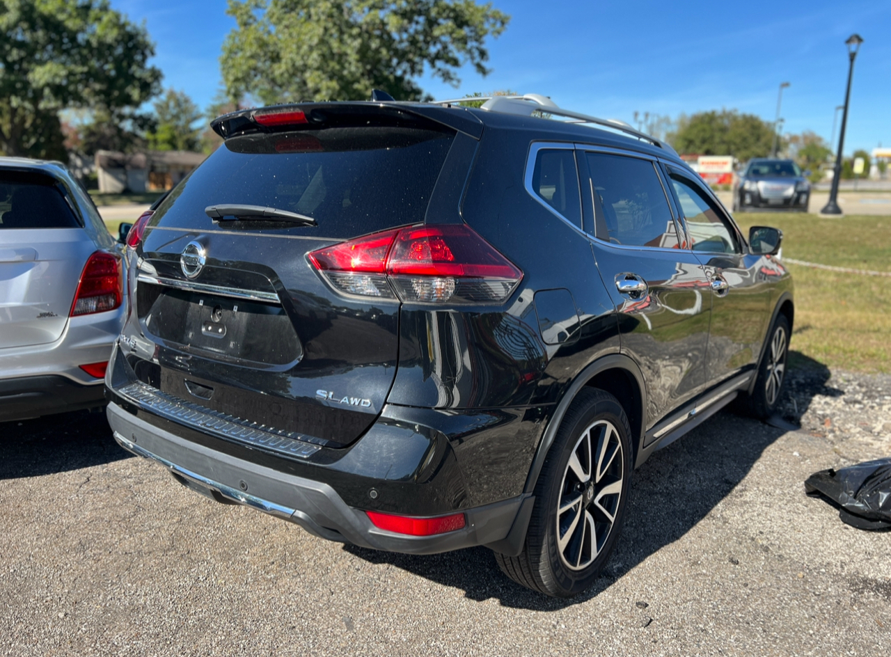 2019 Nissan Rogue SL photo 2