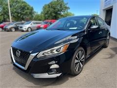 2020 Nissan Altima 