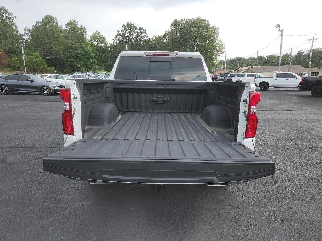 Chevrolet Silverado 1500 4WD Crew Cab 147" LTZ 2022
