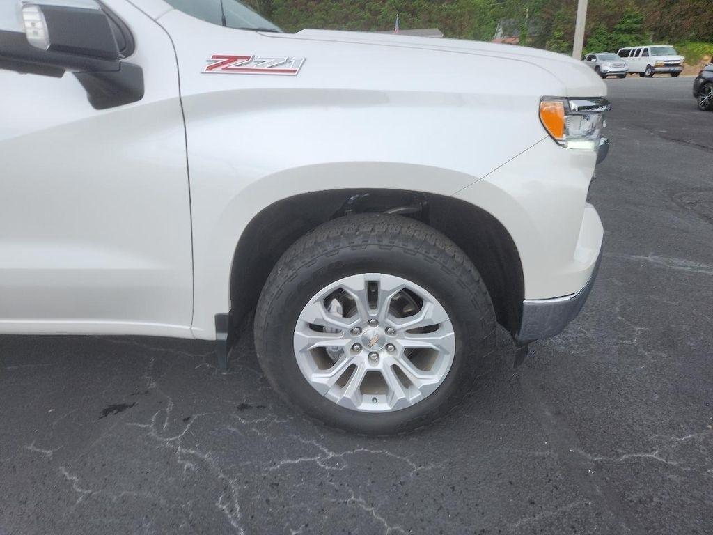 Chevrolet Silverado 1500 4WD Crew Cab 147" LTZ 2022