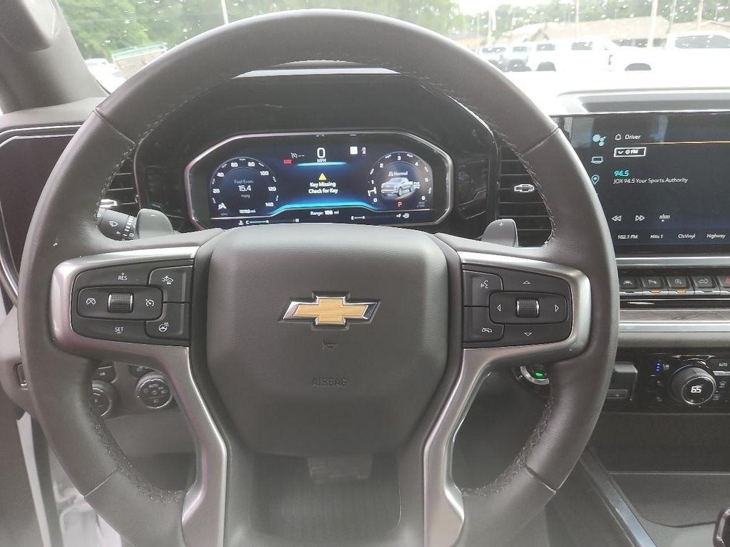 Chevrolet Silverado 1500 4WD Crew Cab 147" LTZ 2022
