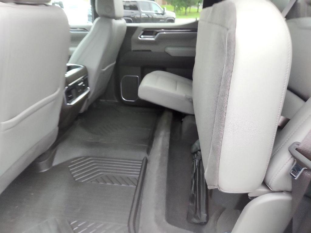 Chevrolet Silverado 1500 4WD Crew Cab 147" LTZ 2022