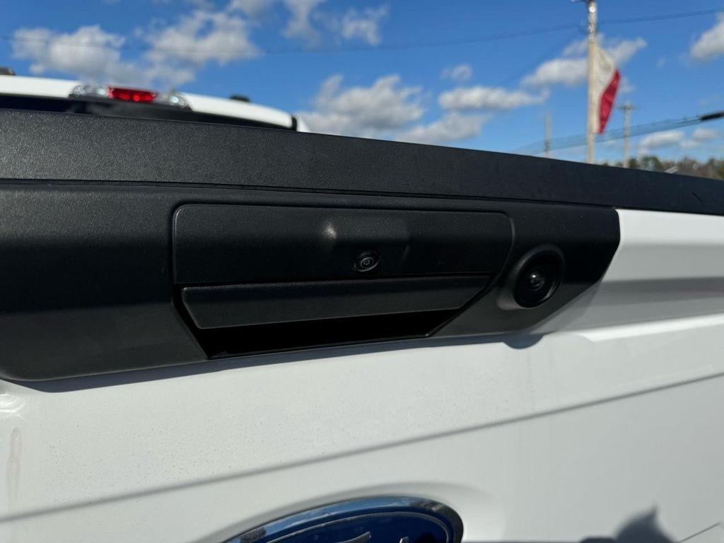 Ford F-150 XLT SuperCrew 4WD 2022