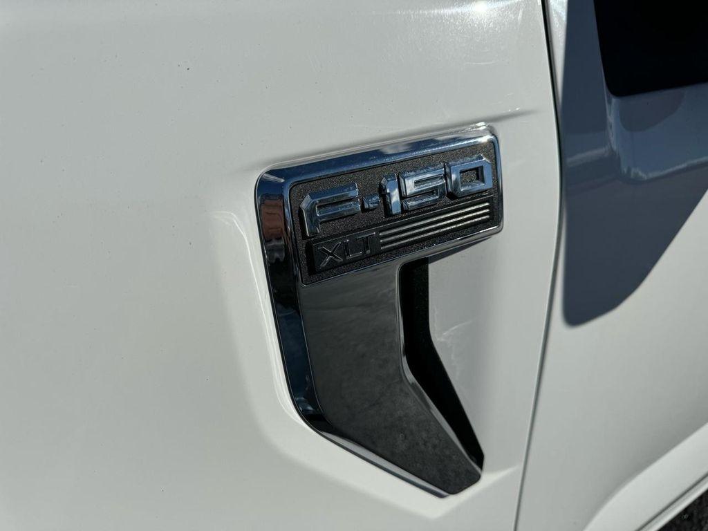 Ford F-150 XLT SuperCrew 4WD 2022