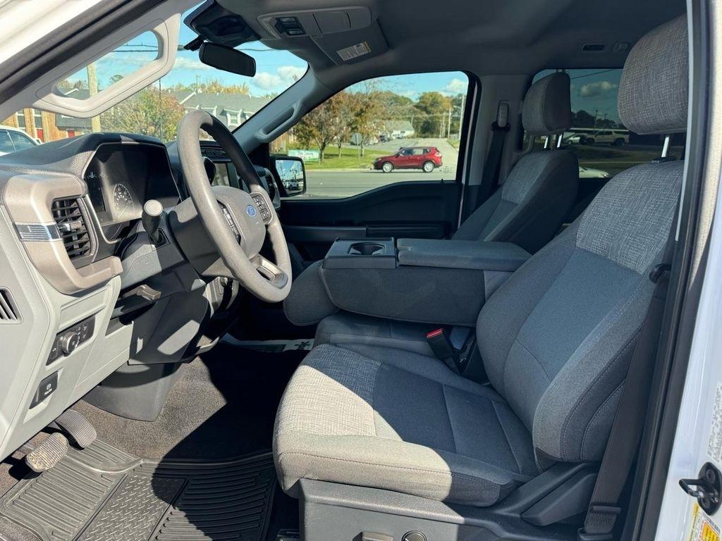 Ford F-150 XLT SuperCrew 4WD 2022