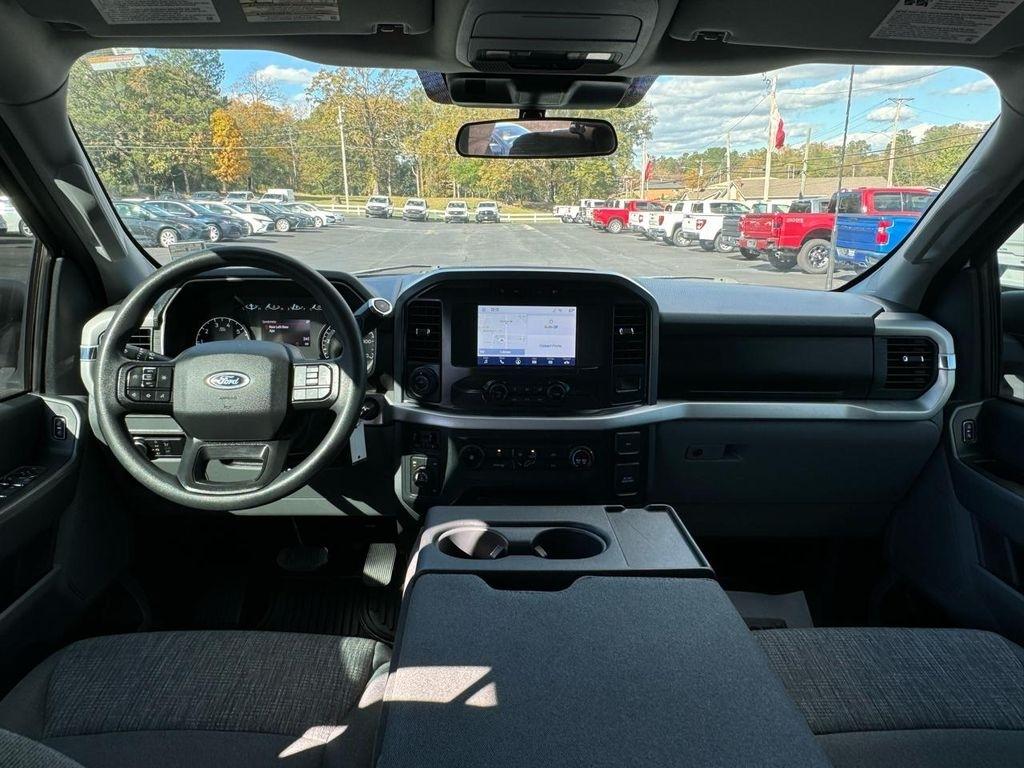 Ford F-150 XLT SuperCrew 4WD 2022