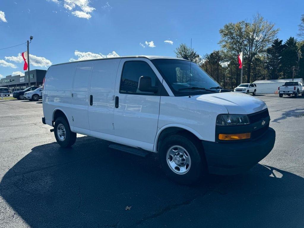 Chevrolet Express Cargo Van RWD 2500 135" 2019