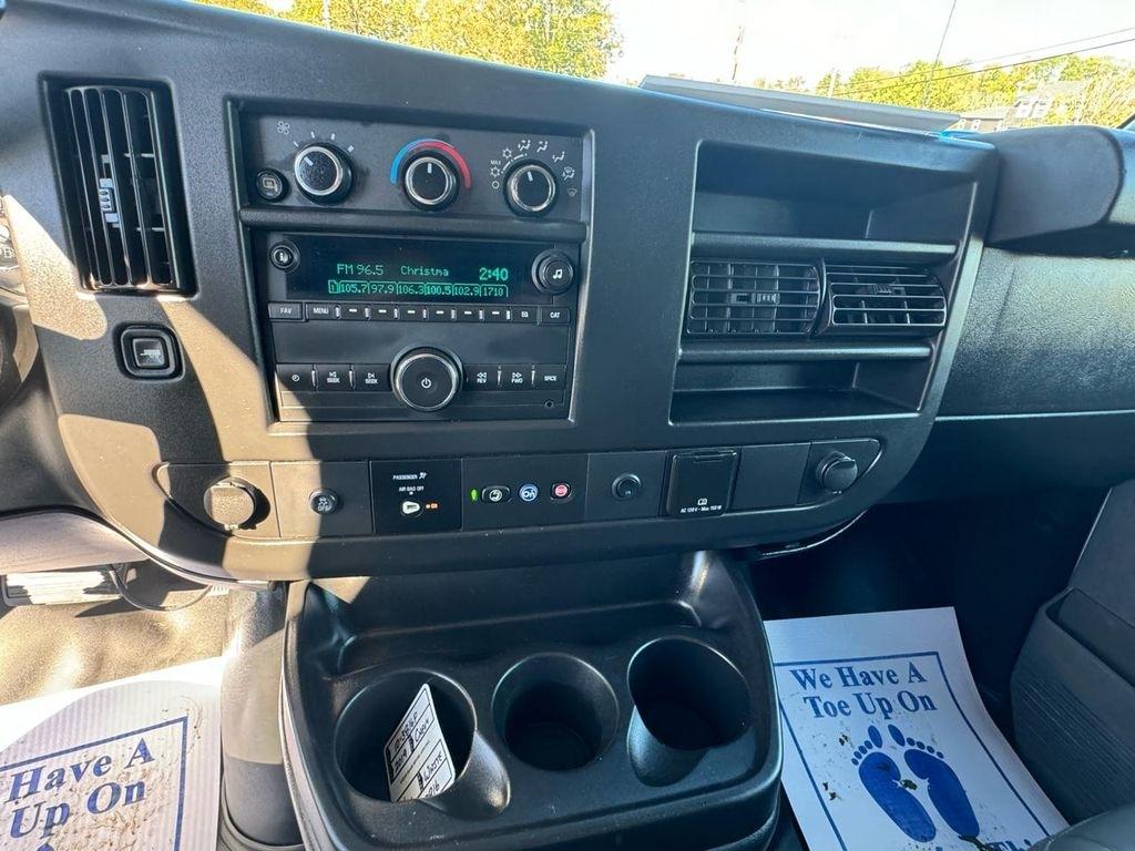 Chevrolet Express Cargo Van RWD 2500 135" 2019