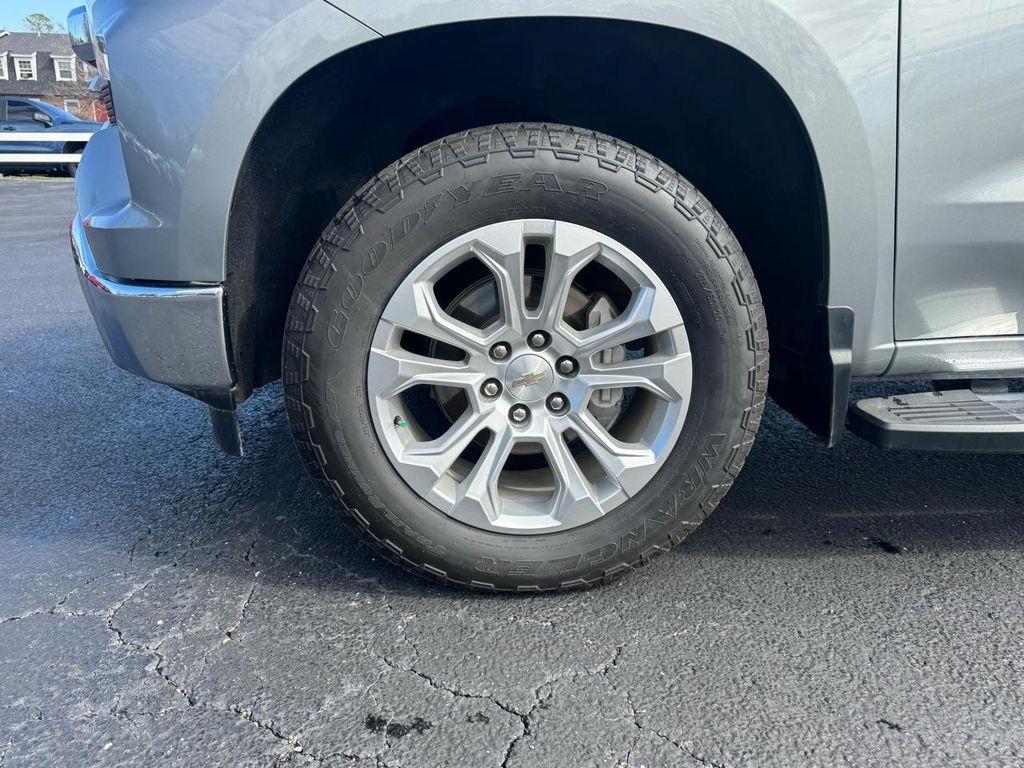 Chevrolet Silverado 1500 4WD Crew Cab 147" LTZ 2024
