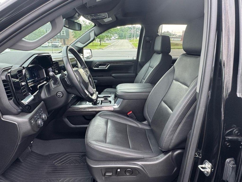 Chevrolet Silverado 1500 4WD Crew Cab 147" LTZ 2023
