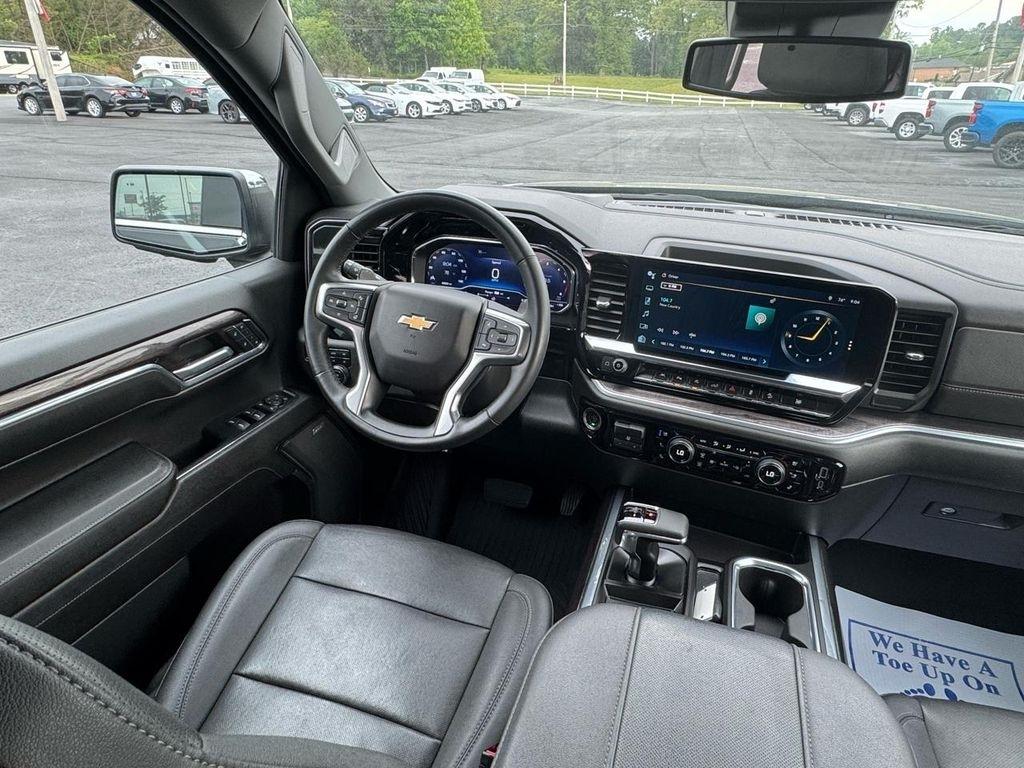 Chevrolet Silverado 1500 4WD Crew Cab 147" LTZ 2023