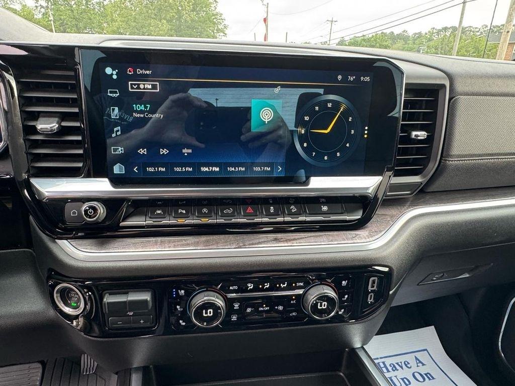 Chevrolet Silverado 1500 4WD Crew Cab 147" LTZ 2023