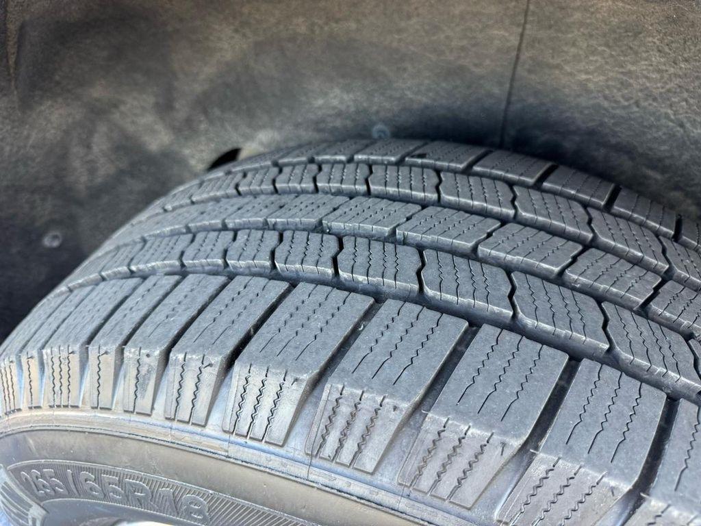 GMC Yukon 4WD 4dr SLE 2022