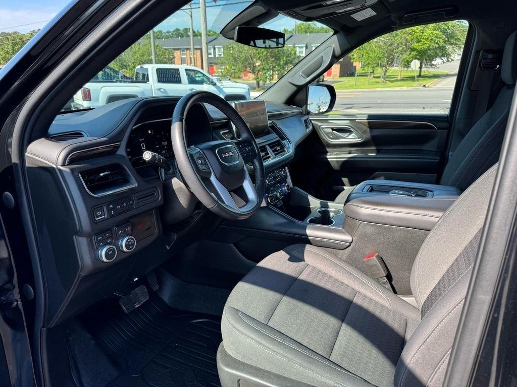 GMC Yukon 4WD 4dr SLE 2022