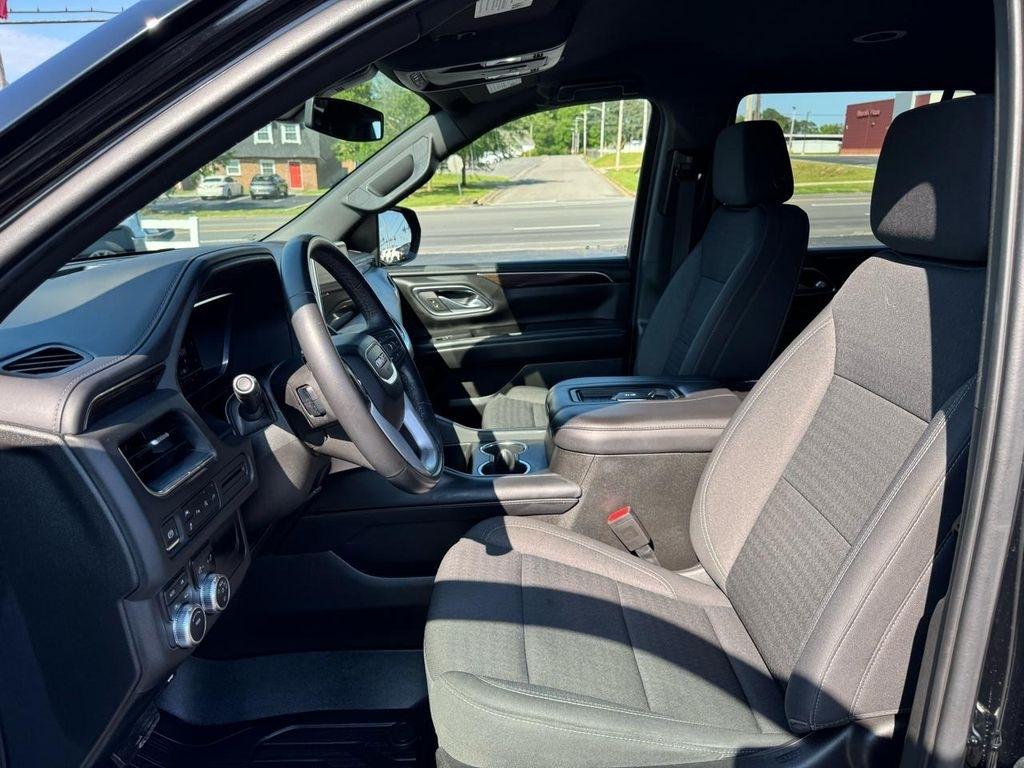 GMC Yukon 4WD 4dr SLE 2022