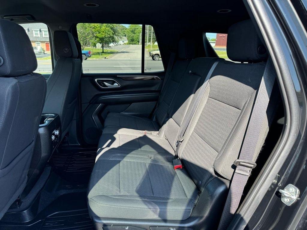 GMC Yukon 4WD 4dr SLE 2022