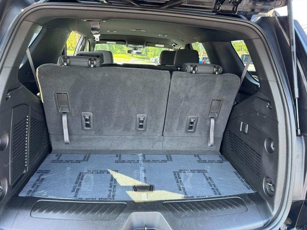 GMC Yukon 4WD 4dr SLE 2022