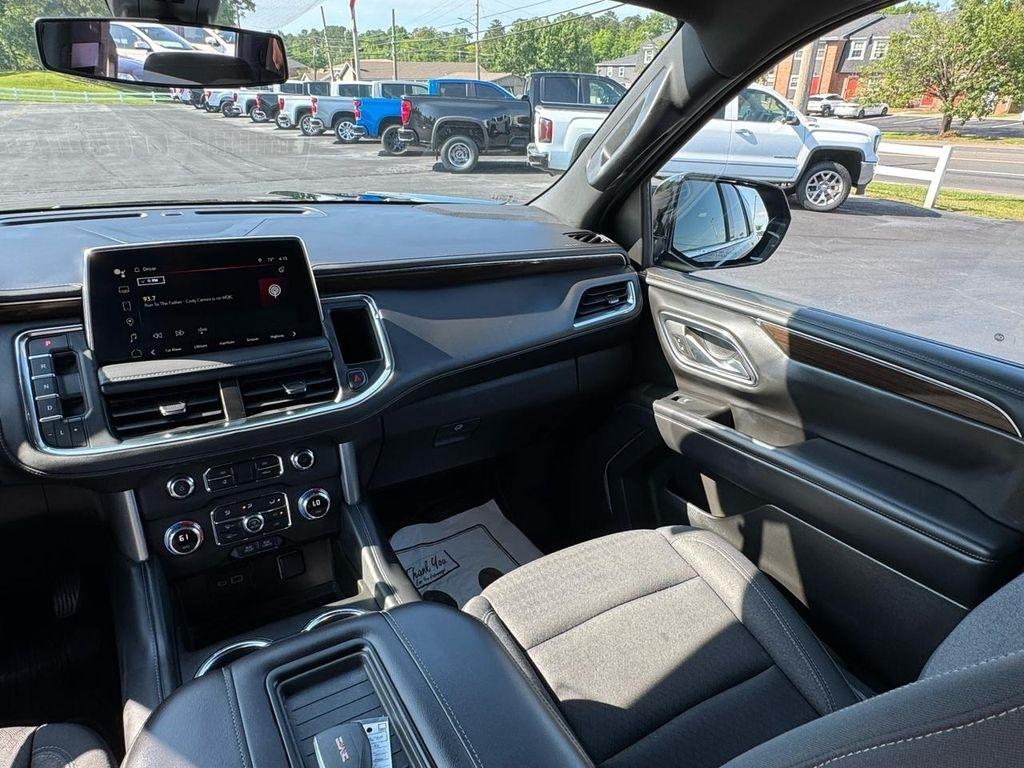 GMC Yukon 4WD 4dr SLE 2022