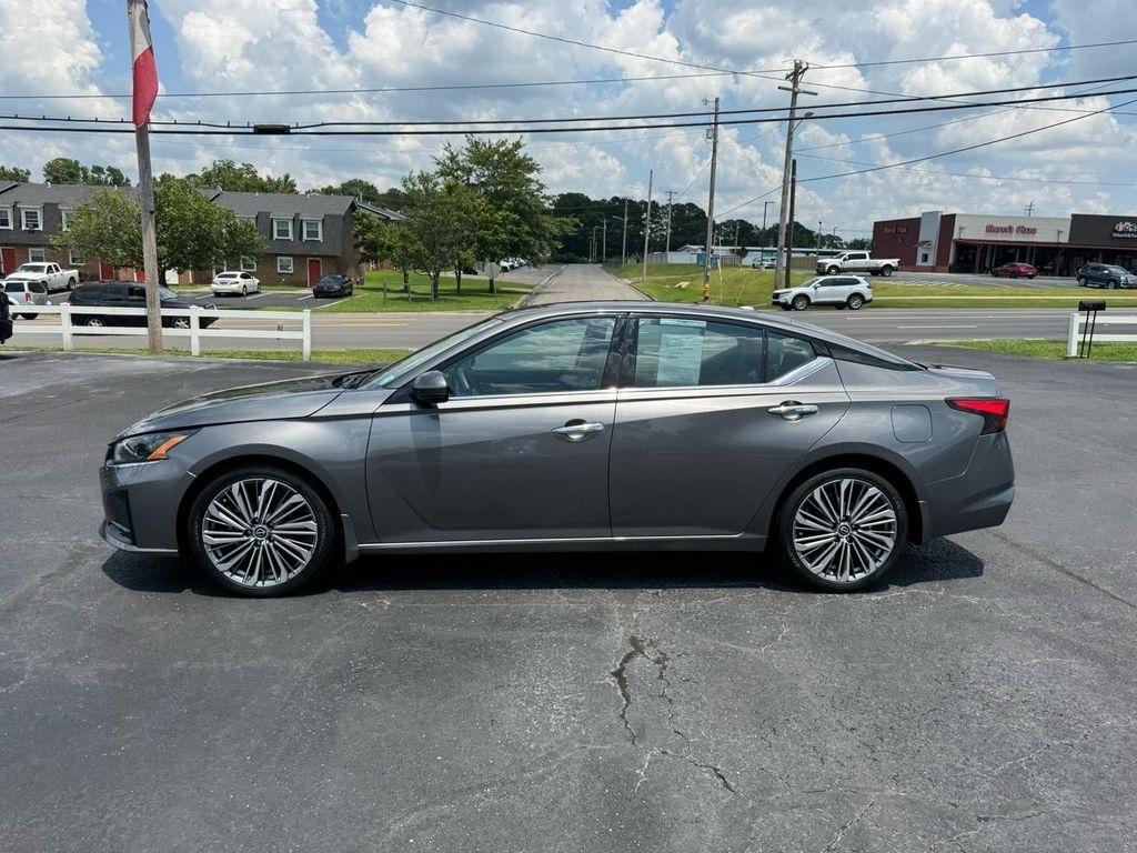 Nissan Altima 2.5 SL Sedan 2024