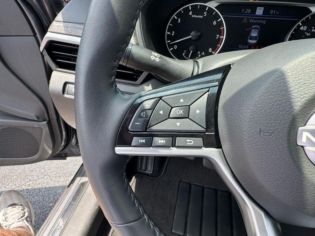 Nissan Altima 2.5 SL Sedan 2024