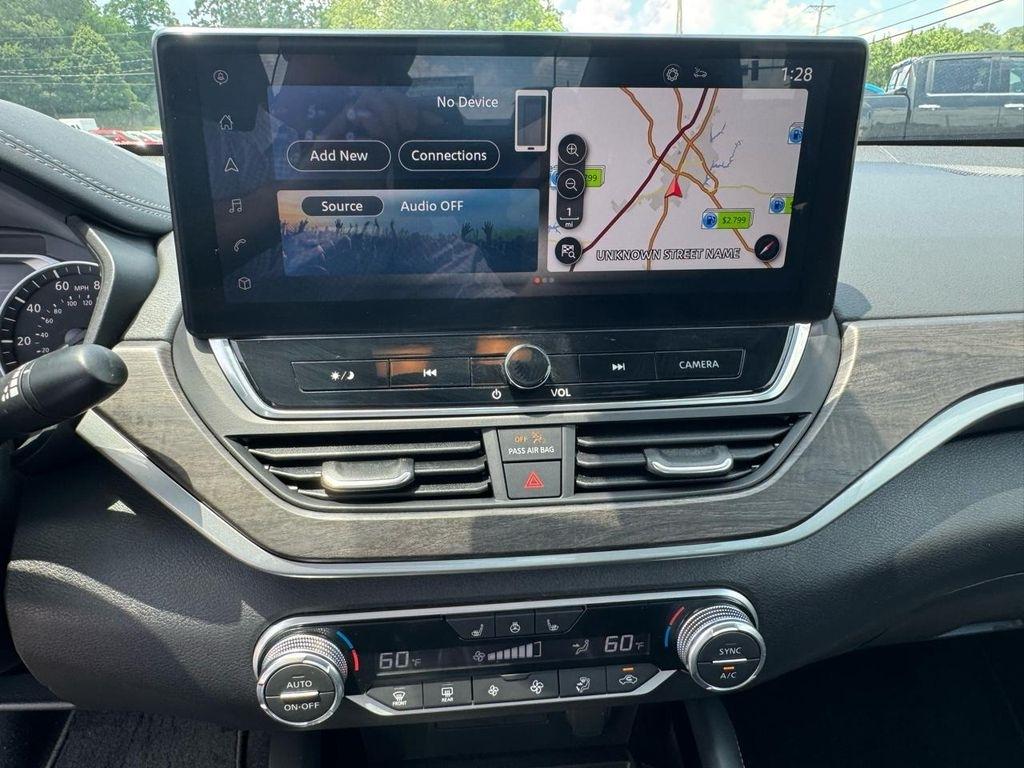 Nissan Altima 2.5 SL Sedan 2024
