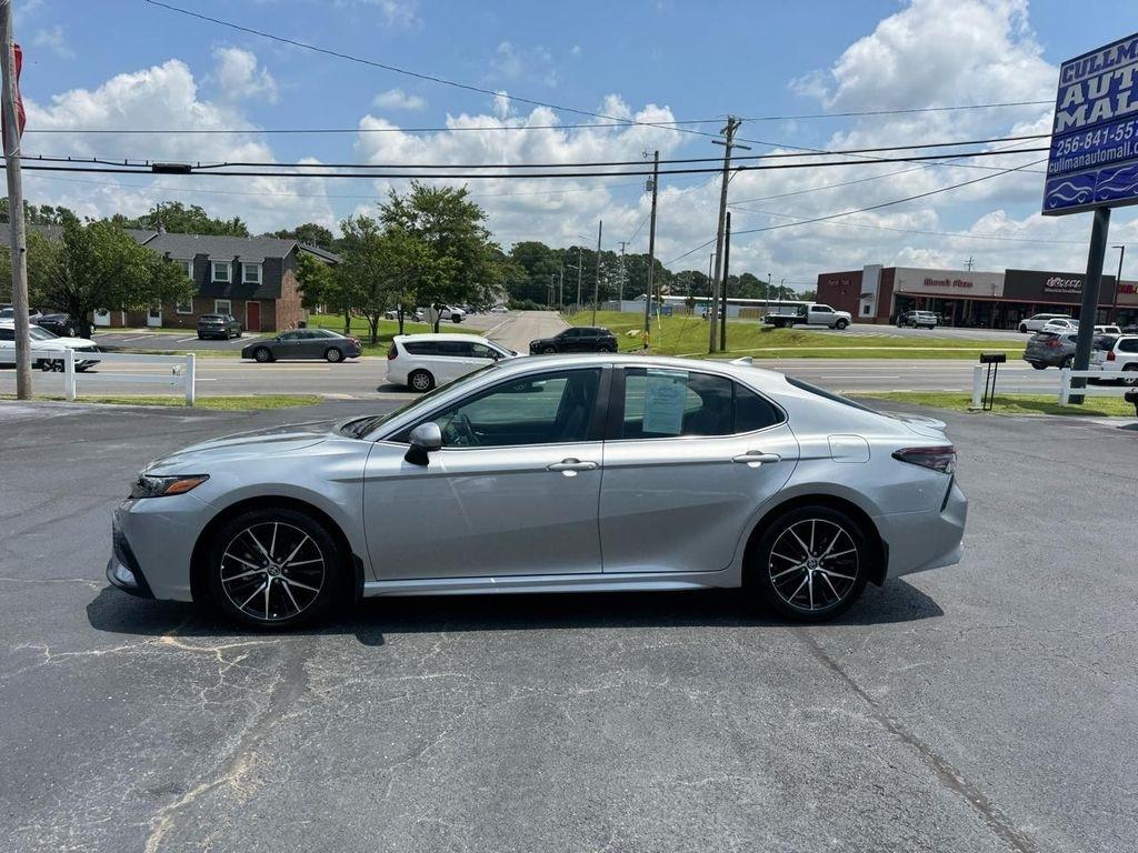Toyota Camry SE Auto AWD (Natl) 2024
