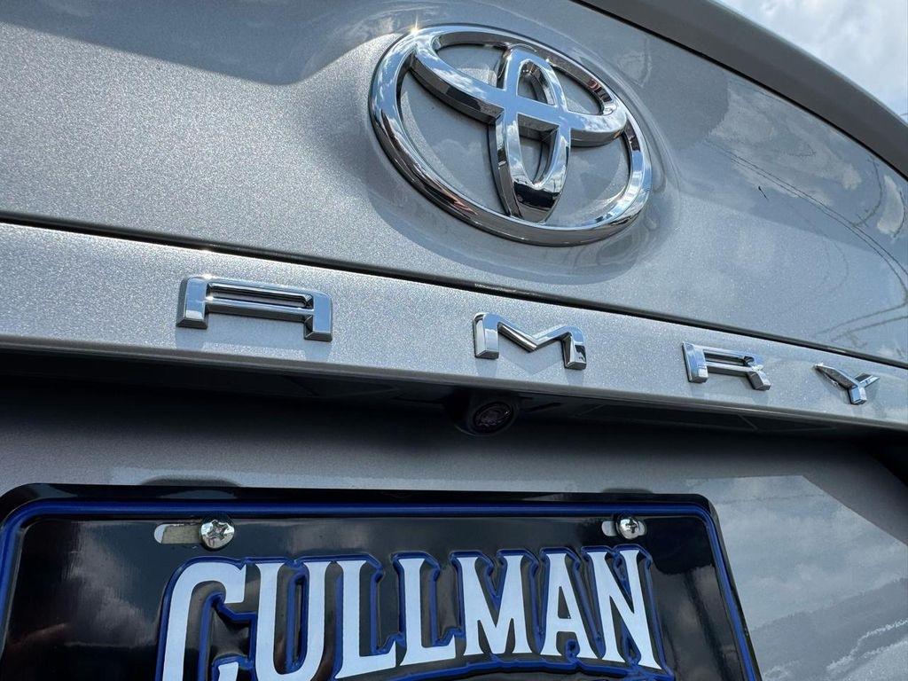 Toyota Camry SE Auto AWD (Natl) 2024