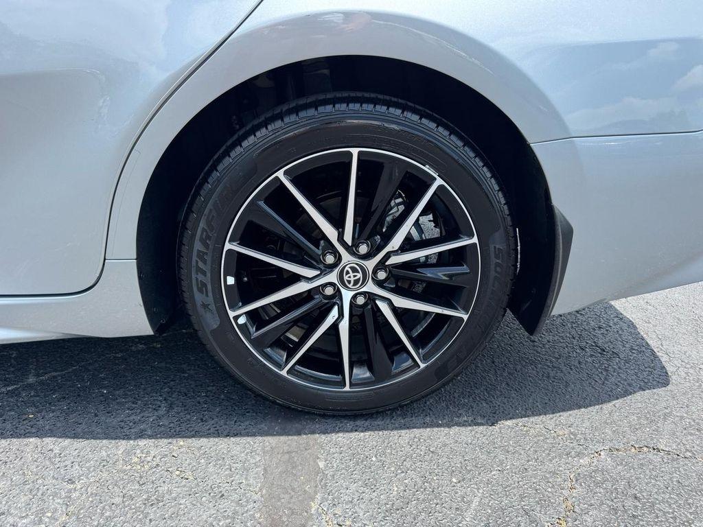 Toyota Camry SE Auto AWD (Natl) 2024