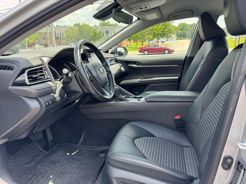 Toyota Camry SE Auto AWD (Natl) 2024