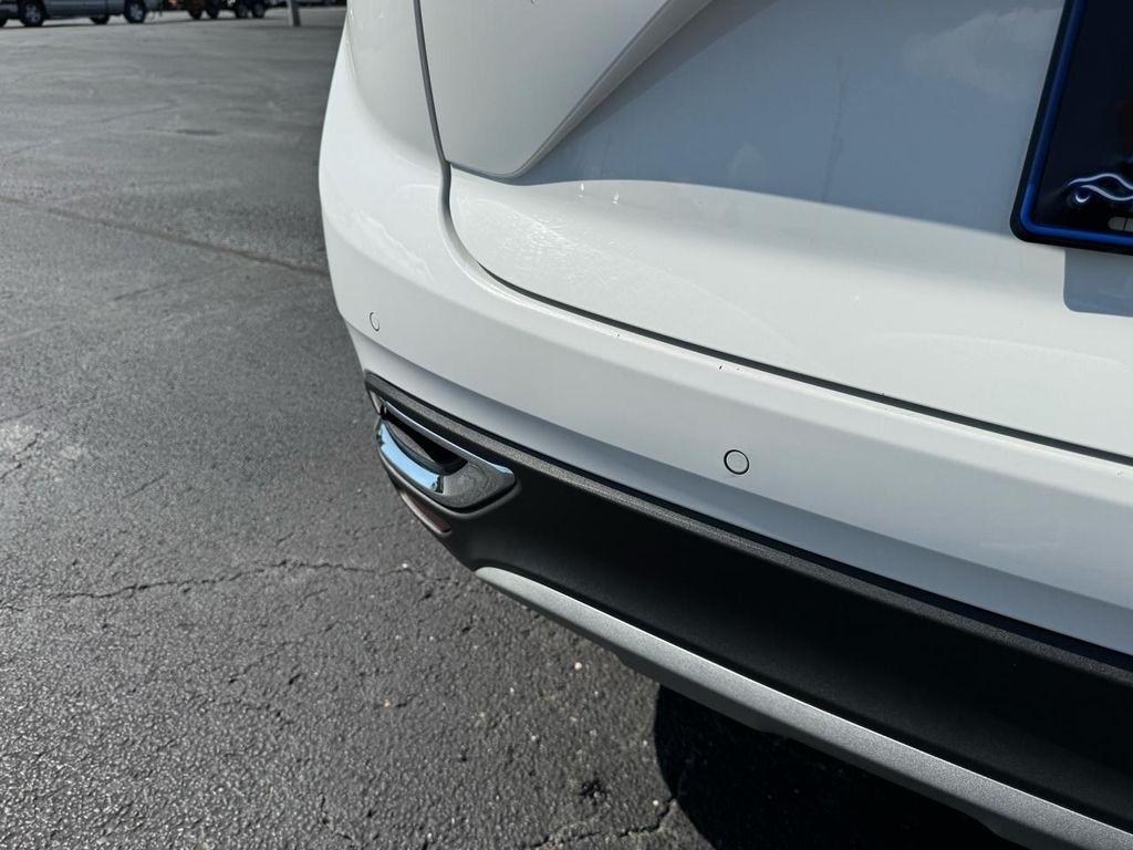 Buick Envision FWD 4dr Preferred 2023
