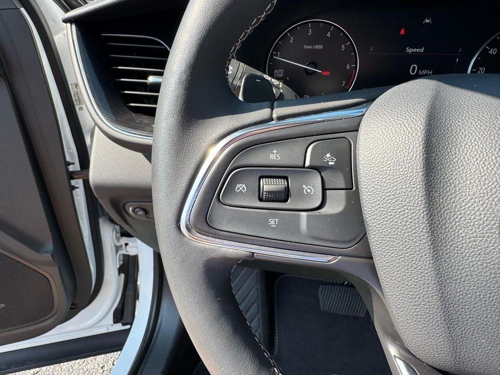 Buick Envision FWD 4dr Preferred 2023