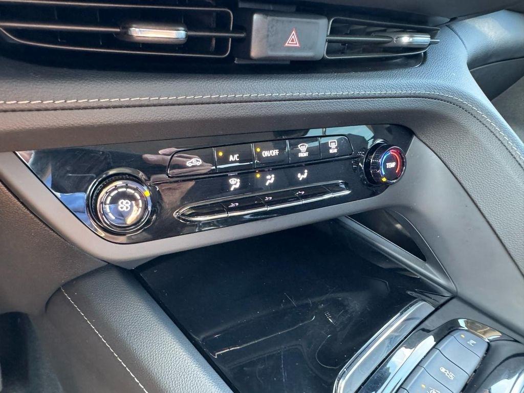 Buick Envision FWD 4dr Preferred 2023