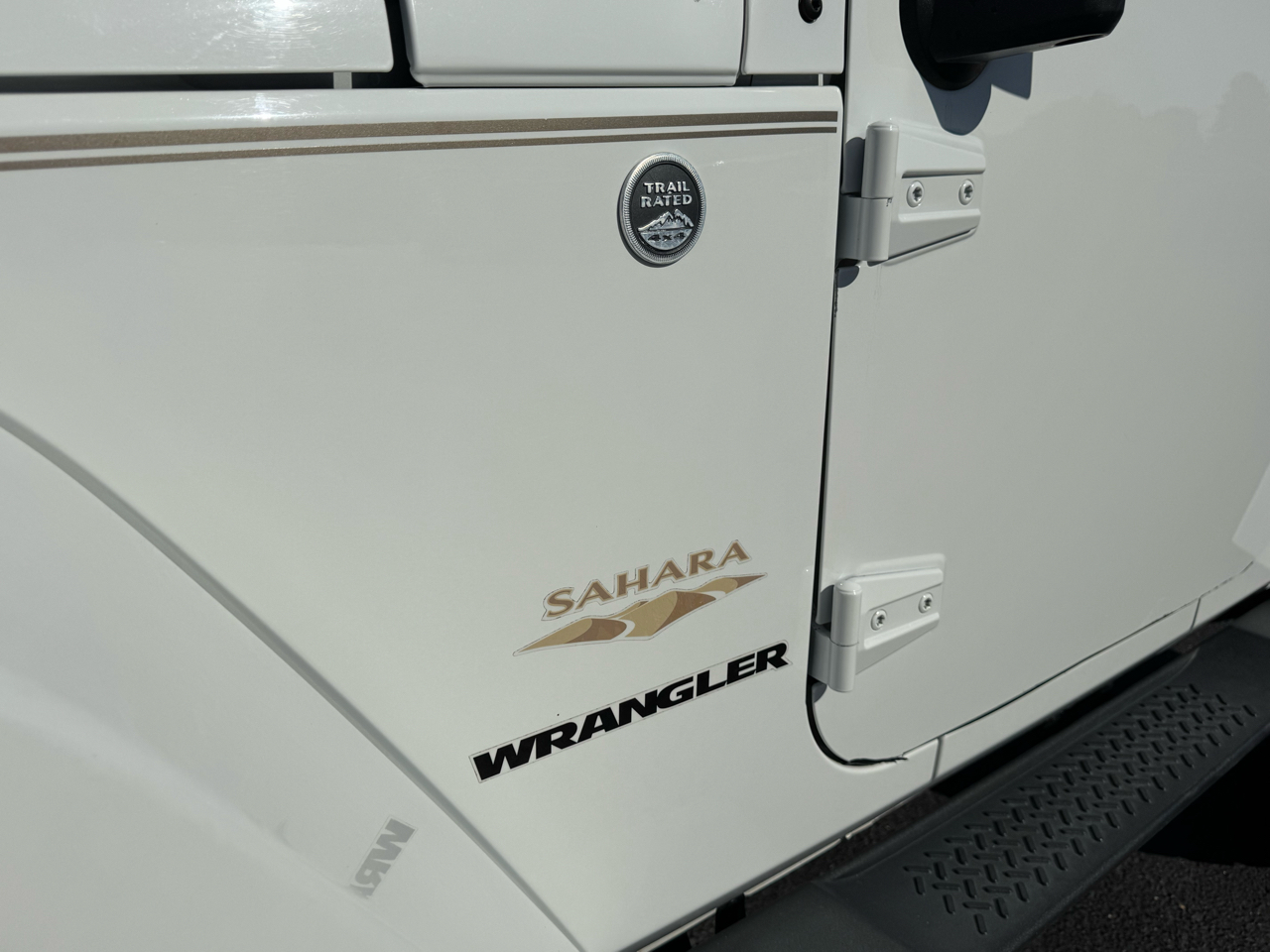 2013 Jeep Wrangler Two-Door Sahara photo 9