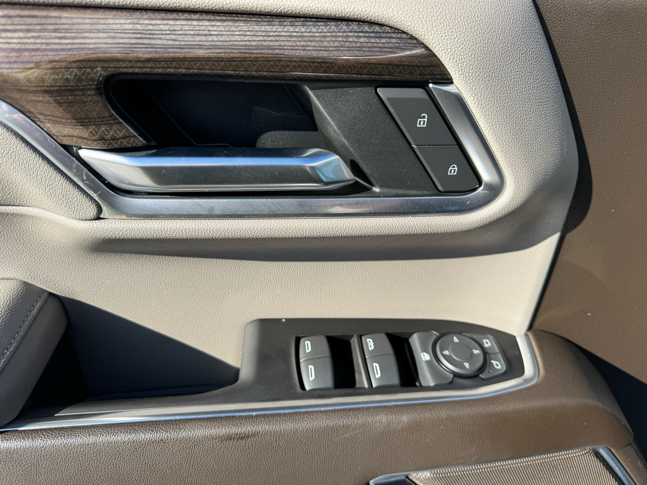 Chevrolet Silverado 1500 4WD Crew Cab 147" LT w/1LT 2022