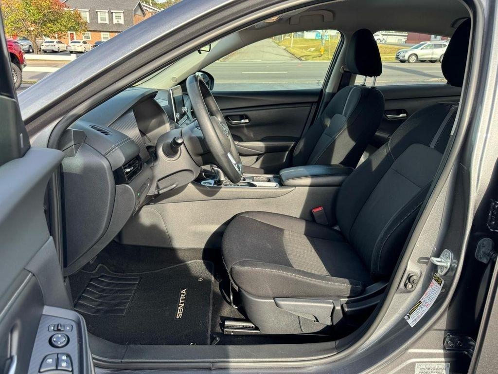 Nissan Sentra SV CVT 2023