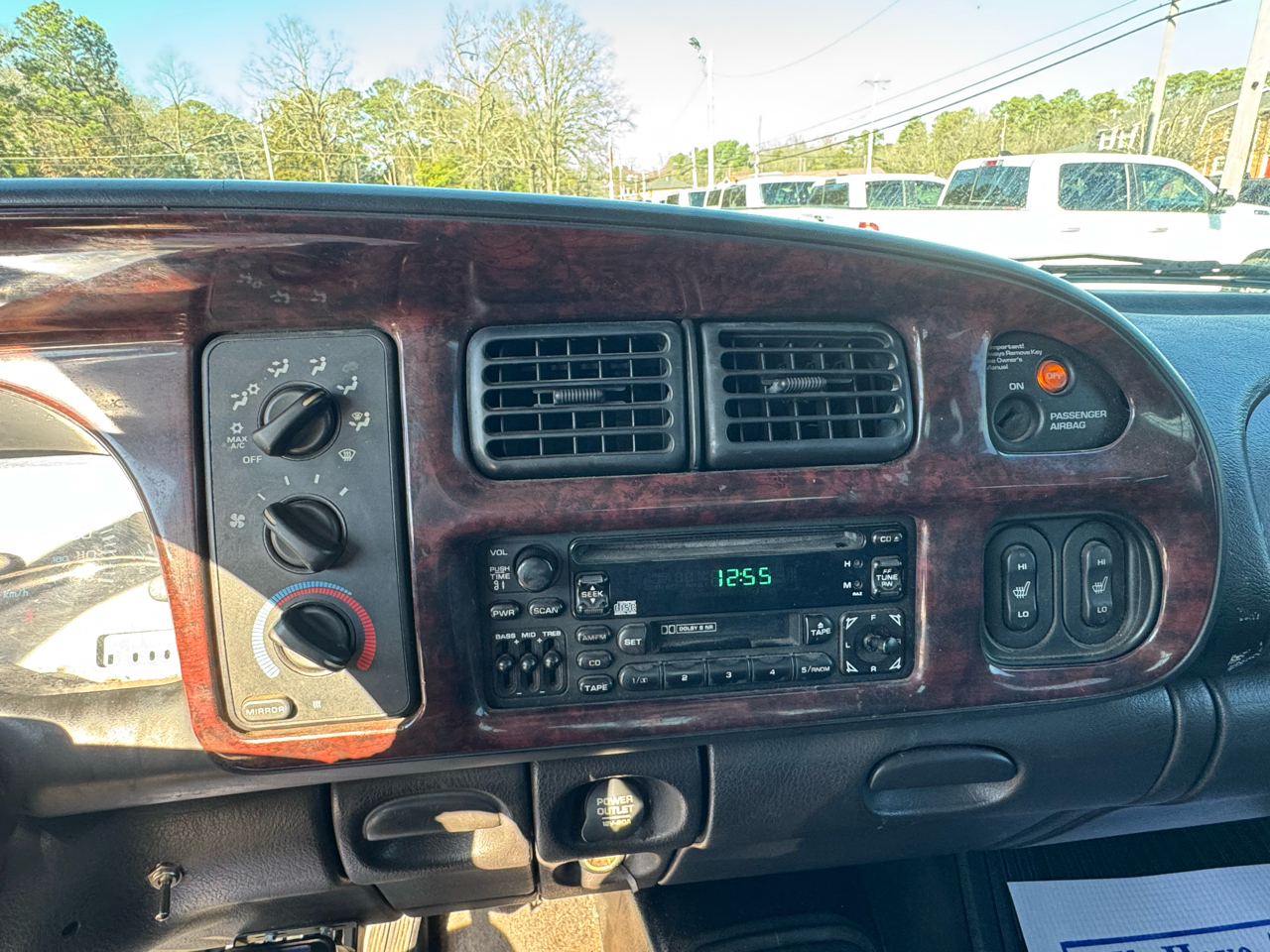 Dodge Ram 3500 4dr Quad Cab 155" WB DRW 4WD 2001
