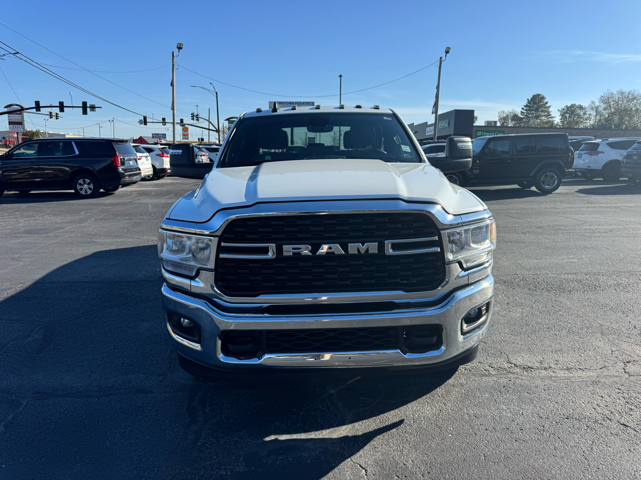 RAM 3500 Big Horn 4x4 Crew Cab 8' Box 2024