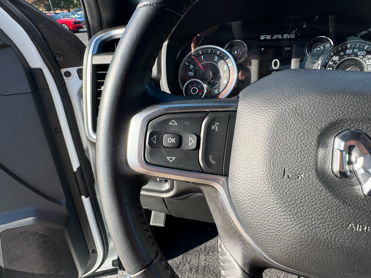 RAM 3500 Big Horn 4x4 Crew Cab 8' Box 2024